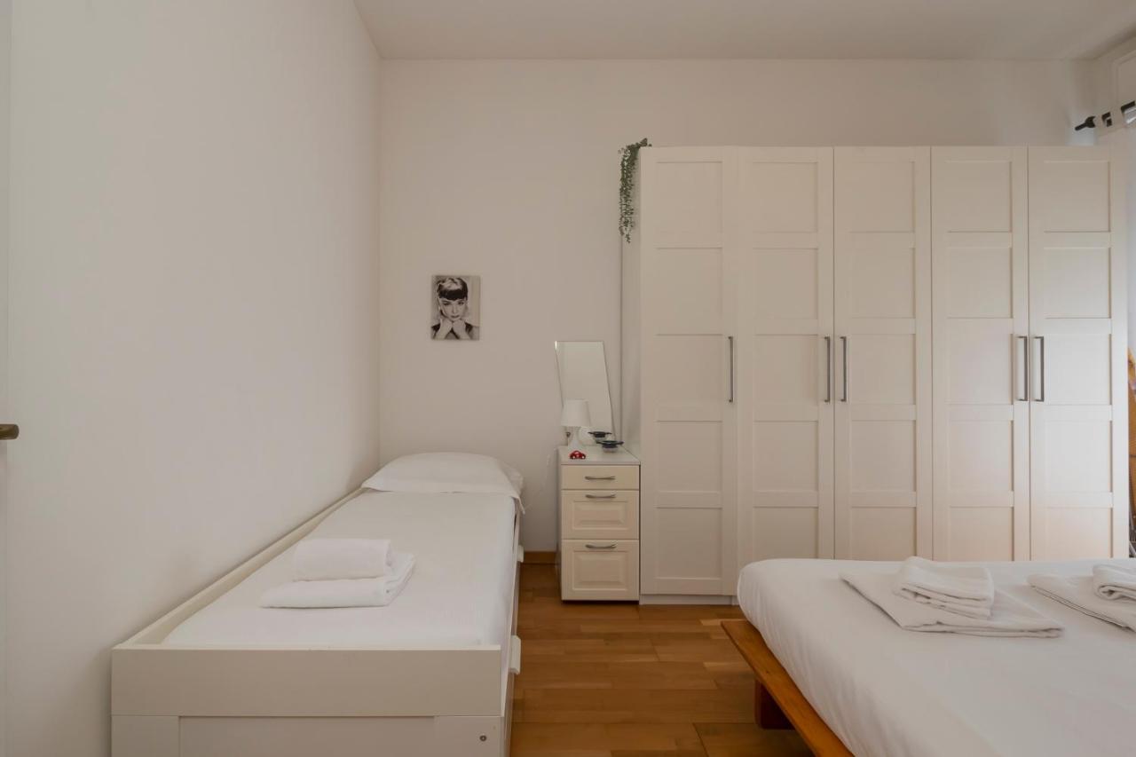 Luxury Flat Between Navigli And Duomo - Sambuco Milano Eksteriør billede