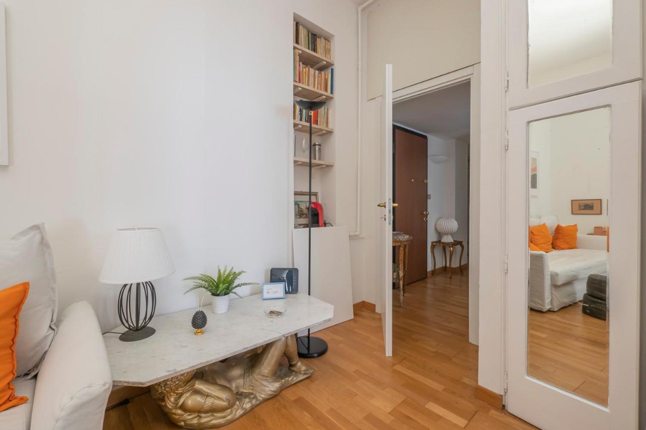 Luxury Flat Between Navigli And Duomo - Sambuco Milano Eksteriør billede